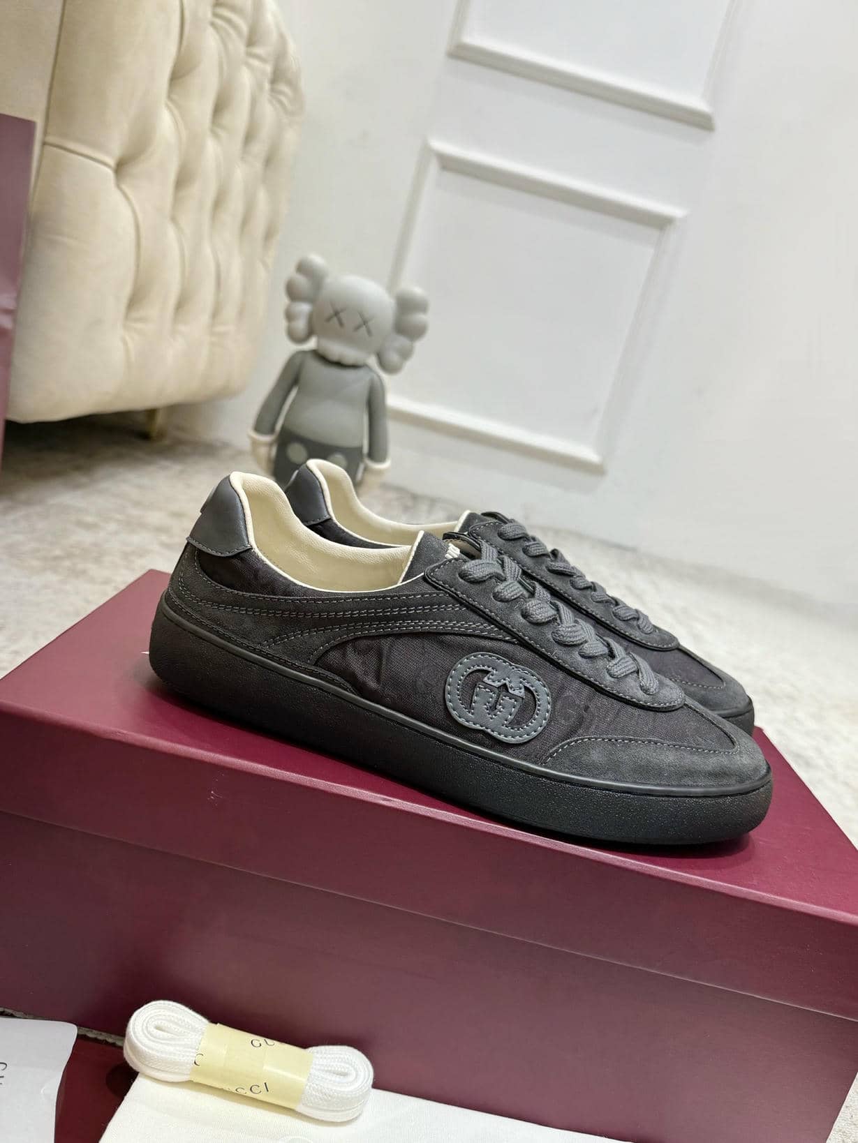 0018 Sneaker